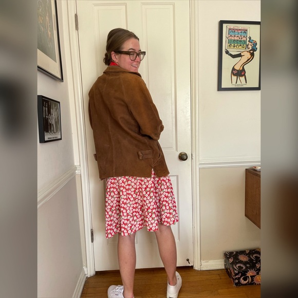 40s-50s Vintage Suede Coat with Knit Collar - Picture 4 of 15